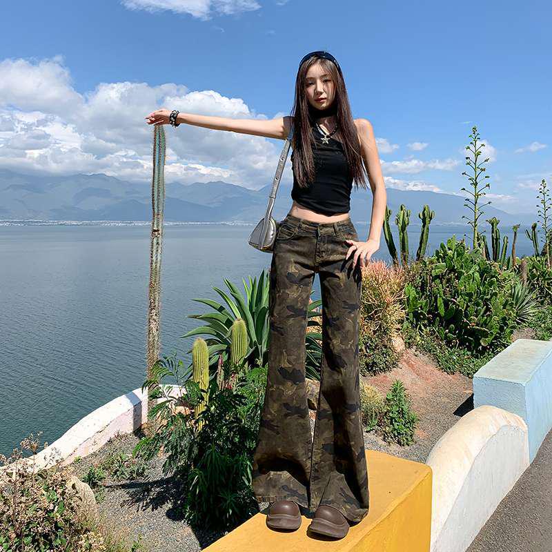 Women s Retro Camouflage Flare Jeans - Low Rise, Slim Fit, Summer Style Large