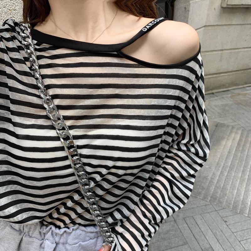 

Футболка в полоску из ледяного шелка с длинными рукавами, солнцезащитная одежда, женская летняя свободная тонкая дышащая блузка средней длины средней длины One Size чёрный/белый