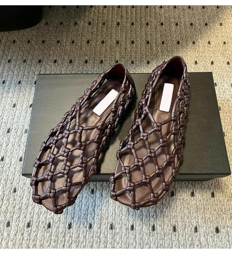 

Sheepskin version~ 2025 new handwoven Mary Jane shoes hollow round head flat sole shoes women s ballet sandals 40 коричневый