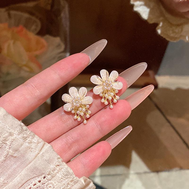 S925 Silver Needle Luxury Pearl & Cat's Eye Stone Earrings for Women – Elegant, All-Match Design.