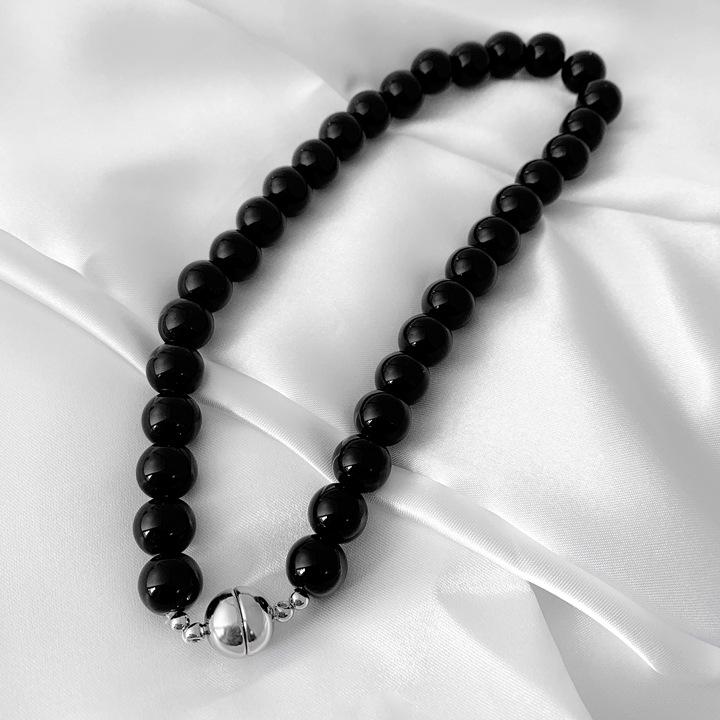 Korean Minimalist Black Agate Beaded Necklace with Freshwater Pearl Clavicle Chain for Women