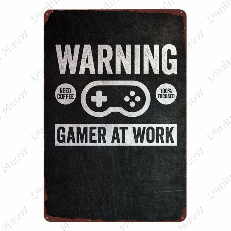 Avertisment Angry Gamer Vintage Tin Sign Gaming Repeat Poster Club Home Decor Dormitor Eat Sleep Game Autocolante amuzante de perete Placă N379