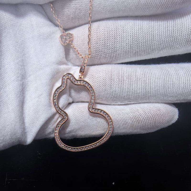 Fashion High End Jewelry 18k Gold Plated Vintage Chains for Women Featuring White Mother Pearl Agate Lucky Gourd Pendant