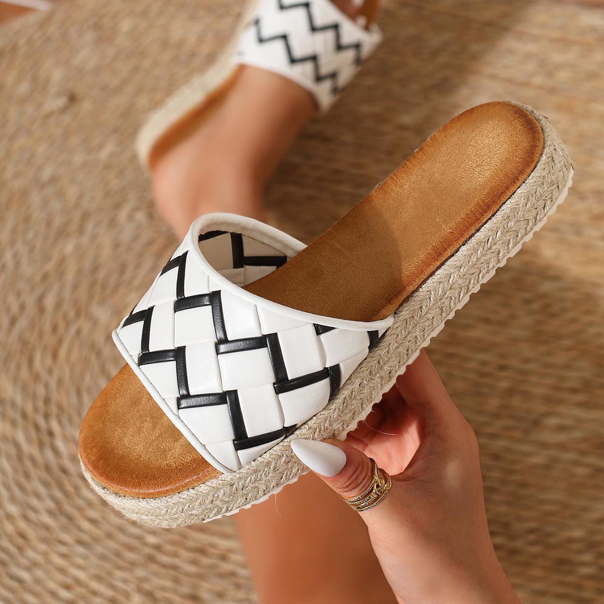 2026 Summer Platform Large Size Open-Toe Beach Sandals - Casual Outdoor Slippers EU 36