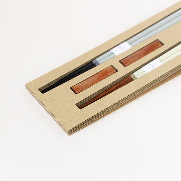 Corte Paar Holzstäbchen und Stäbchen Hergestellt in Perfekt als Geschenk Ablagen, Japan,