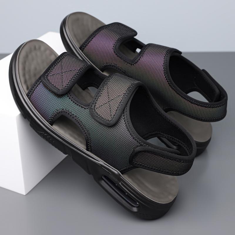 Fashion Summer Fashion Lightweight Men Sandals Man Beach Leather Sandal Luxury Outdoor Non-slip Brand Comfort Beach Casual Male Slippers