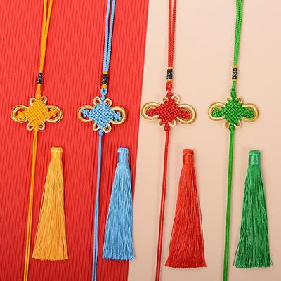 8-teiliges chinesisches Knotenschnur DIY-Zubehör-Set mit Quasten und kleinen Anhängern