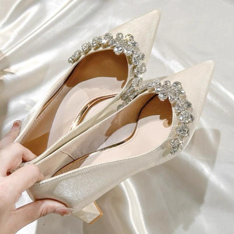 Fashion Rhinestone Pointed Toe Shallow Mouth Slip-on Non-Slip Wear-Resistant Square Heel Single Shoes