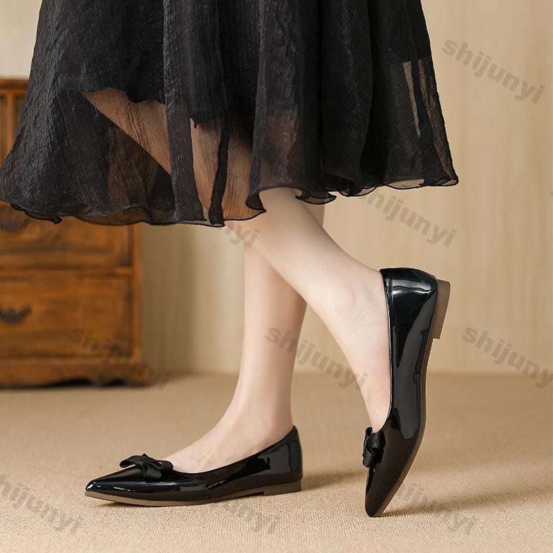 Women Casual Shoes 2025 Summer New Bow Knot Soft Sole Outdoor Leather Shoes Lightweight Comfortable Luxury Slip On Flats