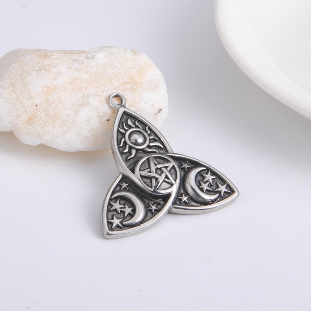 New Retro Nordic Celtic Triangle Knot Star Moon Sun Necklace Triangle Knot Pendant