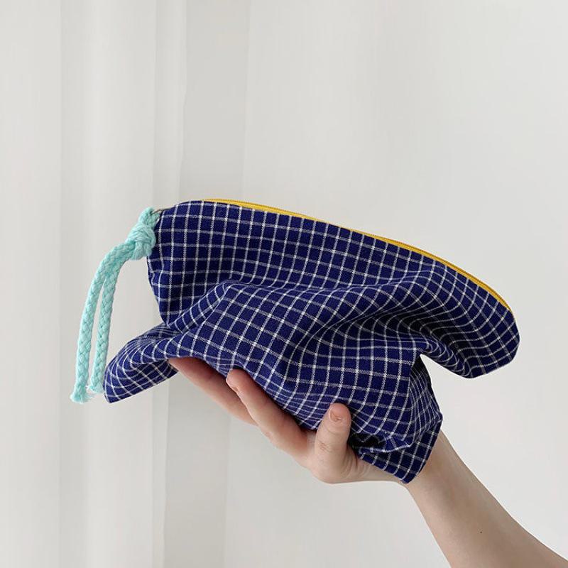 

Японская контрастная клетчатая косметичка, вместительная сумка для хранения и пенал синий