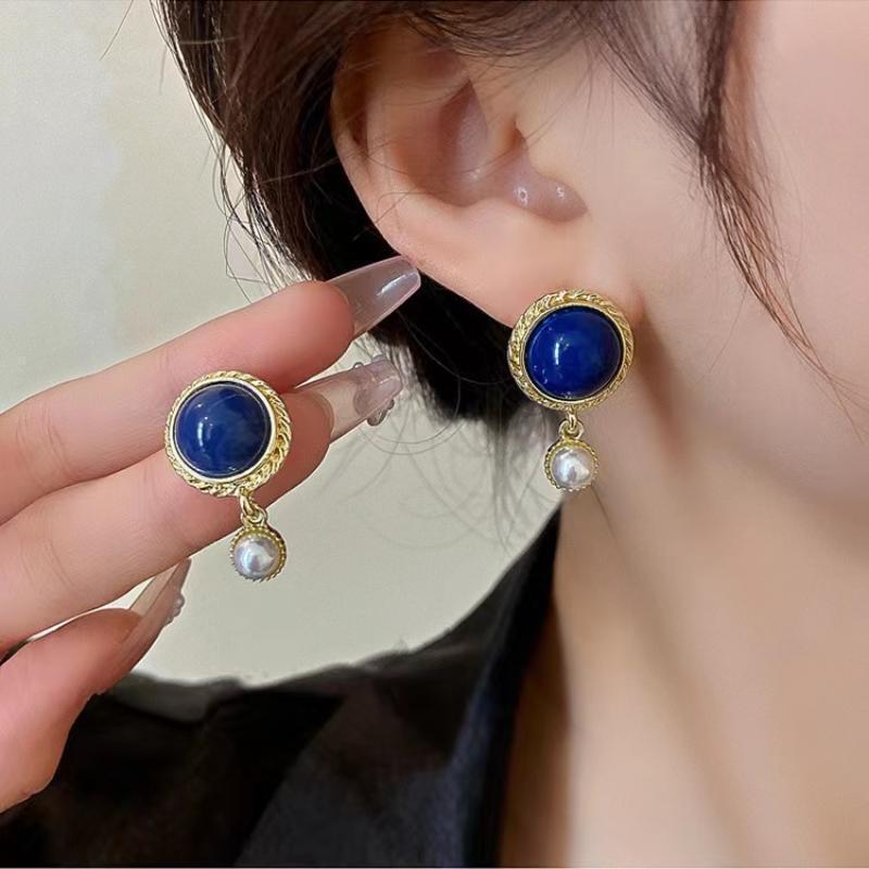 Exquisite Blue Series Luxury Stud Earrings for Women: Elegant, Versatile, and Stylish.