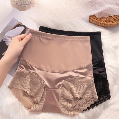 La donna sexy delle mutande di pizzo di sicurezza ad alta elasticità impedisce di sbirciare i pantaloncini delle ghette