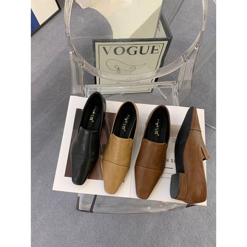 2025 neue minimalistische Loafer mit kalter Windtextur, dicker niedriger Absatz, eckige Spitze, tiefer Ausschnitt, Einzelne Schuhe zum Hineinschlüpfen, kleine Lederschuhe für Damen