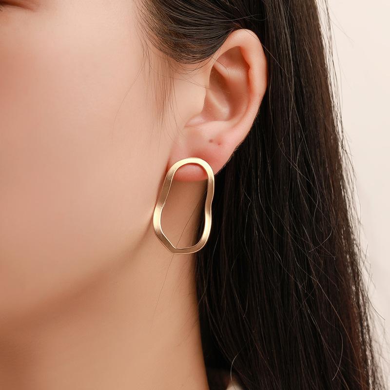 Euramerican Irregular Geometric Earrings Wave Hollow Out Simple Style Women Fashion Collocation Party Accessories
