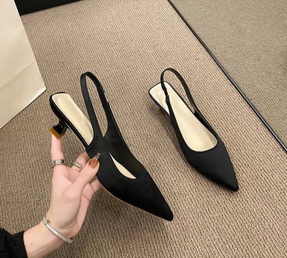 

Summer New Women Sandals Fashion Sexy Pointed Toe High Heel Shoes Simple Solid Color Baotou Commute Sandalias 35 чёрный