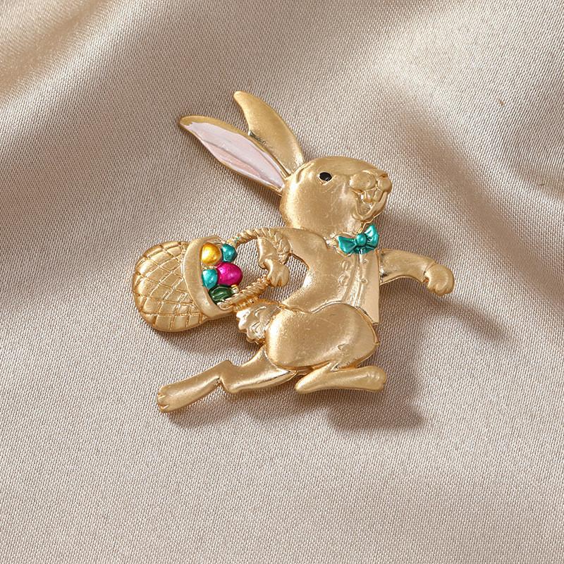 Vintage Bunny Pin With Electroplated Finish For Unisex Animal Collectible Accessory