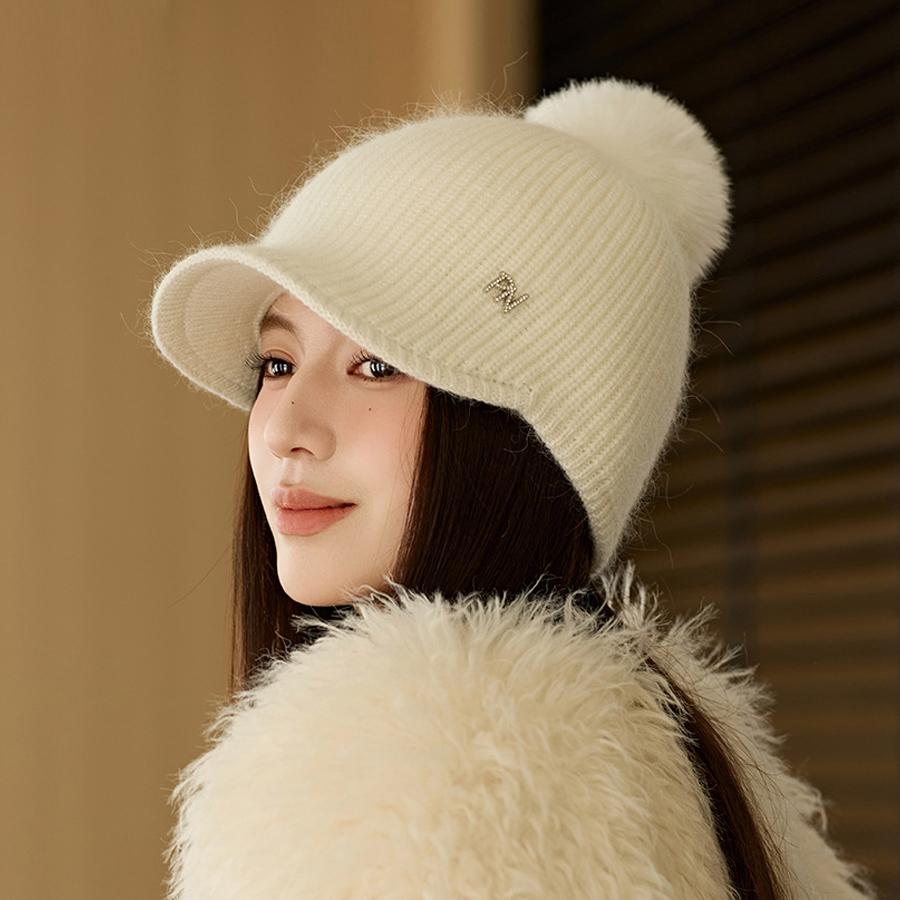 

Толстая бейсболка женская вязаная шапка белый