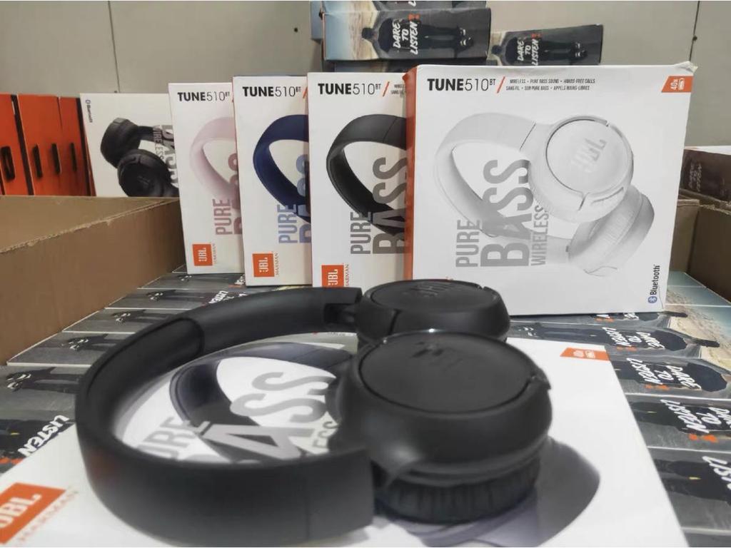 JBL510BT Over-ear Wireless Bluetooth Headphones with Multifunctionality and Logo