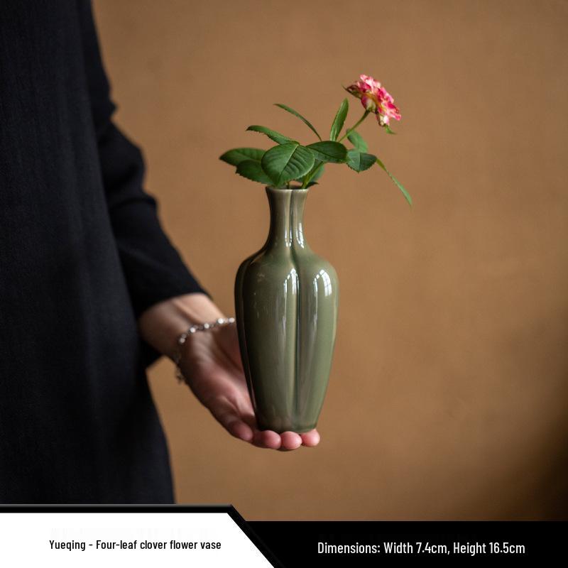 Elegant Ceramic Guanyin Vase: Zen-Inspired Shoulder Vase for Flowers and Ornaments
