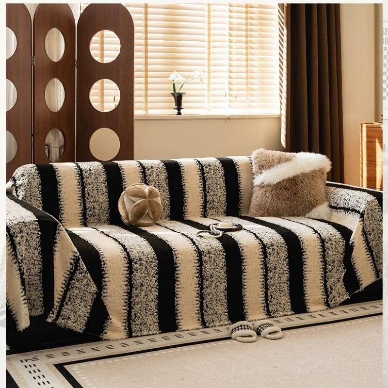 Soft Smooth Thicken Quilted Sofa Towel Simple Anti-slip Furniture Cover Anti-cat Scratch Furniture Protector Home Decoration