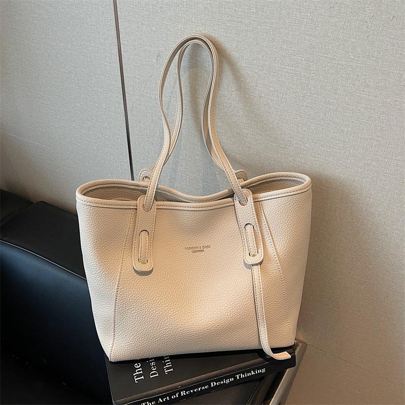Niche retro tote bag women's autumn new high-end texture casual versatile shoulder armpit bag