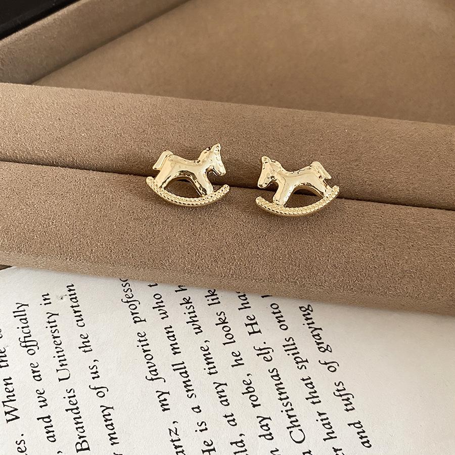 Zodiac Year Zircon Pearl Horse Earrings - Luxurious, Modern Studs for Women
