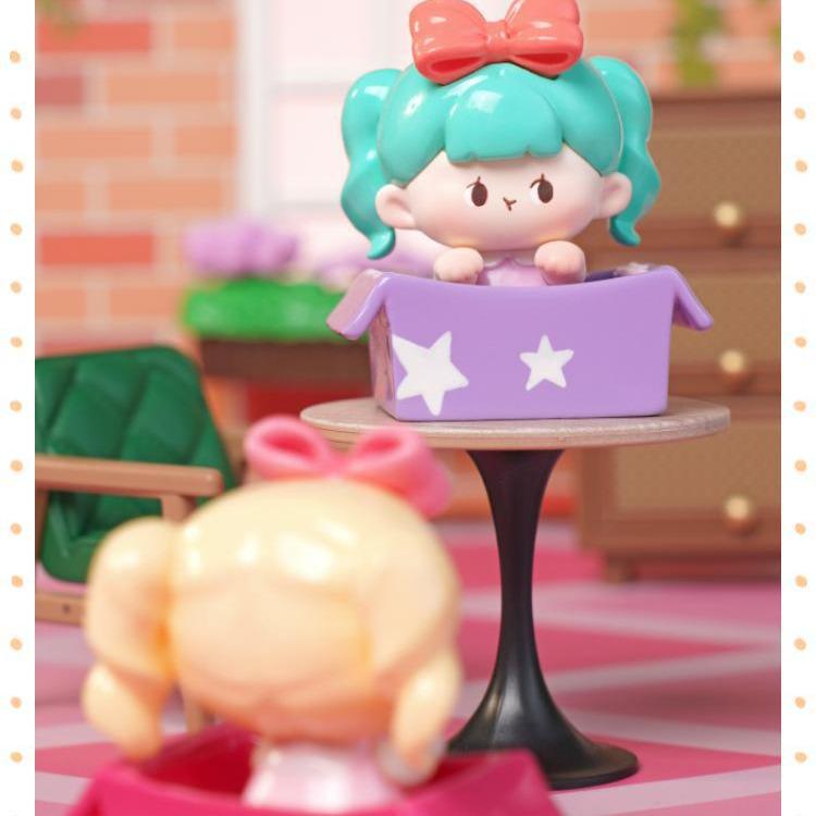 New Trendy Cute Pretend Play Blind Box Action Figure Ornament Doll Gift Set