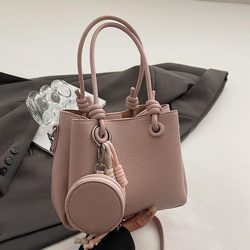 New fashionable and simple lychee pattern portable bucket bag niche design commuter versatile messenger bag women