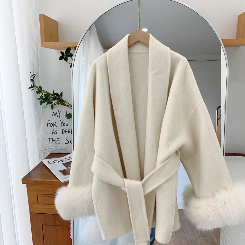 2025 Women's Short Fox Fur Wool Coat - Double-Sided Bathrobe Style