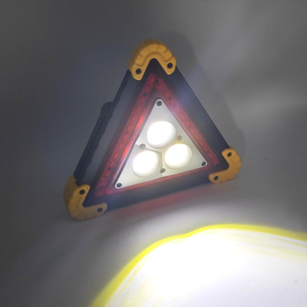 Trójkąt ostrzegawczy LED, latarka, PowerBank + akumulatory Off-Road