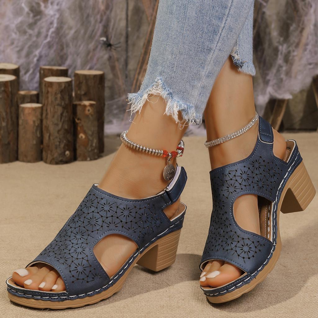 Fashion Summer New Thick High Heels Sandals Women Cross Band Fashion Beach Sandals Hook Loop Anti-Slip Platform Shoes Sandalias De Mujer