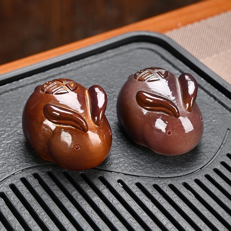 New Color-Changing Tea Pet White Rabbit Golden Rabbit Tea Table Accessories Color-Changing When Heated, Decoration Ornaments