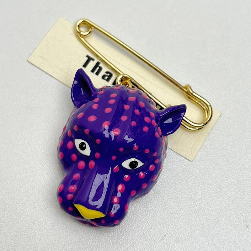 Elegant Enamel Leopard Head Brooch For Women Luxury Vintage Queen Style Pin Accessory Daily Party Accessory