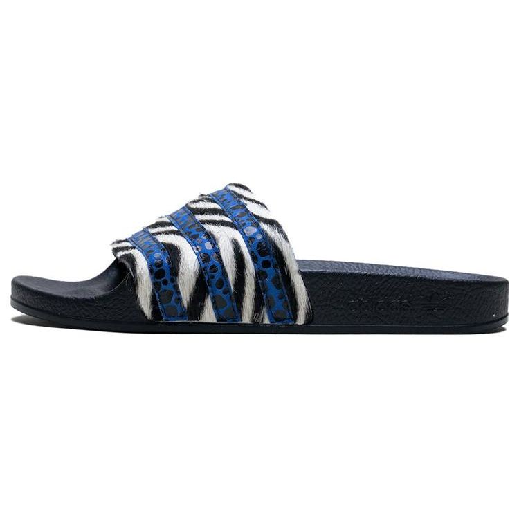 

Adidas Adilette Core Черные Синие Белые Женские Кроссовки CM8493