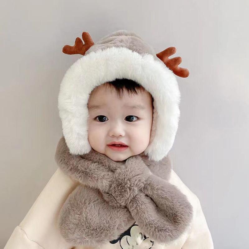 Autumn and Winter Children's Hats and Scarves Integrated Boys and Girls Thickened Christmas Hats Baby Windproof Antler Hats Neck Protection