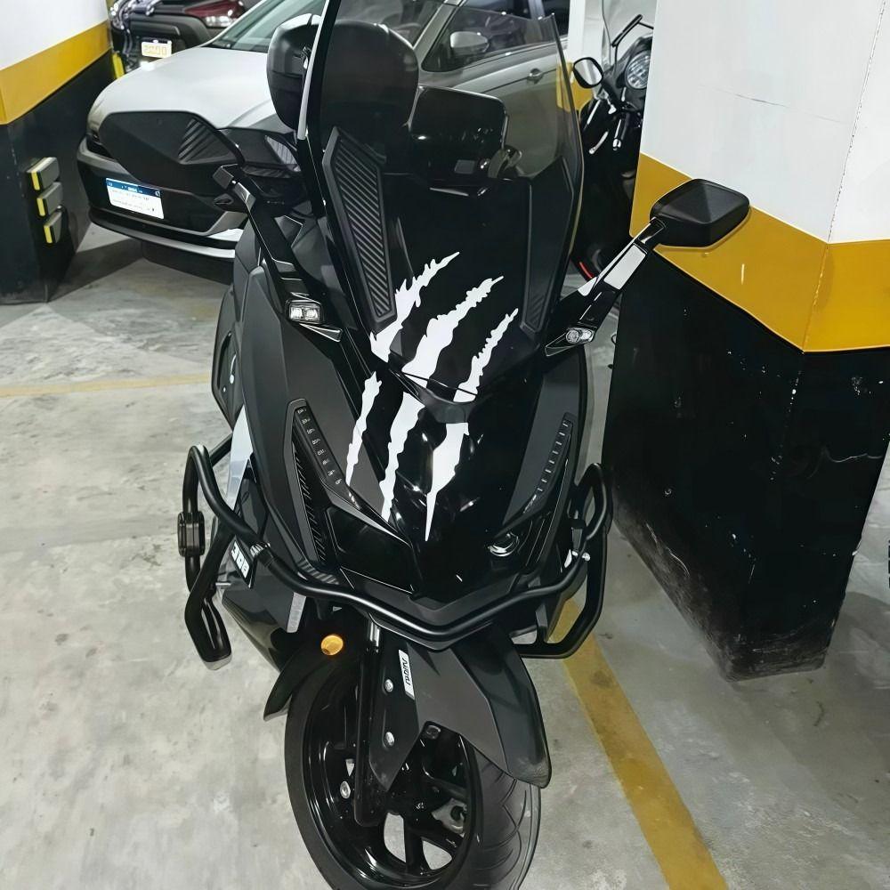Demon Claw Motorcycle Stickers Covering Scratches Vinyl Helmet Stickers DIY Waterproof Car Vinyl Stickers Vehicle Decoration