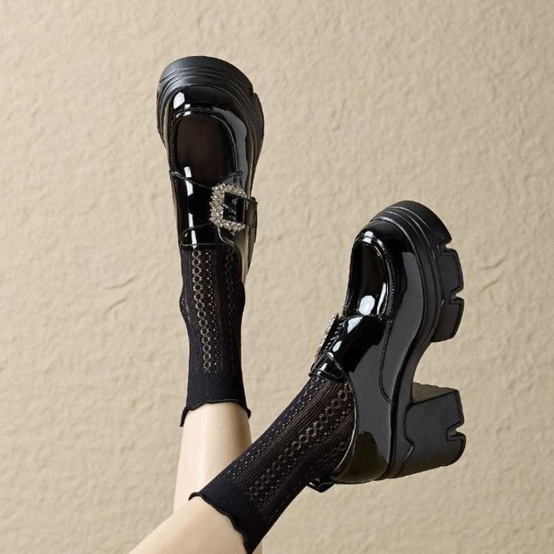 Simple, Fashionable and Versatile Single Women's Shoes