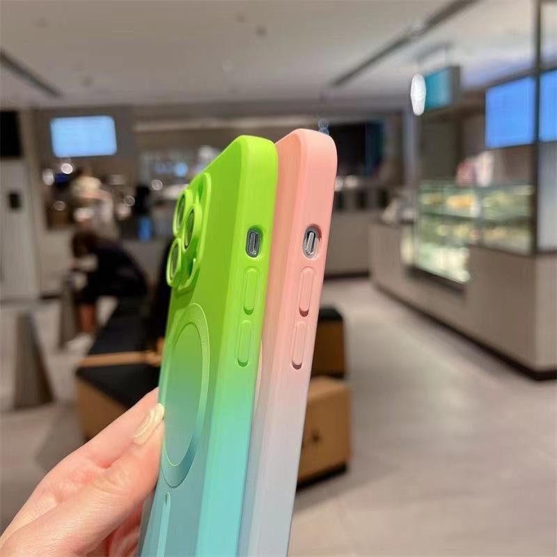 Applicable iPhone16promax Magnetic Mobile Phone Case 15plus Gradual Change 14pro All-inclusive Lens 12 Advanced 11