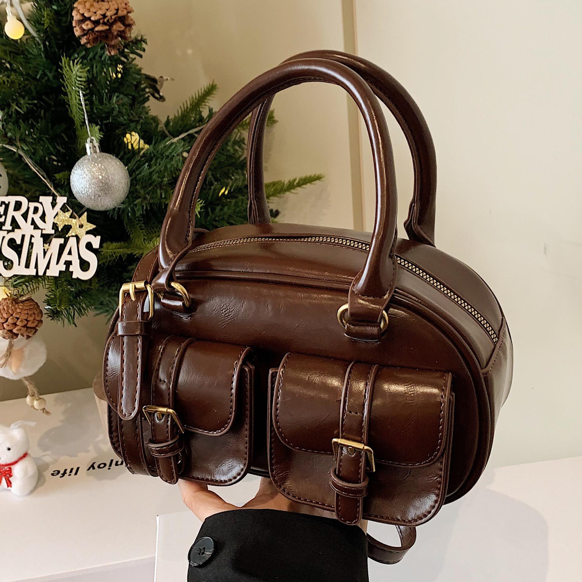 

2024 Women s Retro Fashion Bowling Handbag: Trendy Small Crossbody Square Bag коричневий