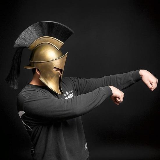 Spartanischer König Leonidas Helm Authentische 300 Film Replik für Mittelalter Rollenspiel Sammler Militaria