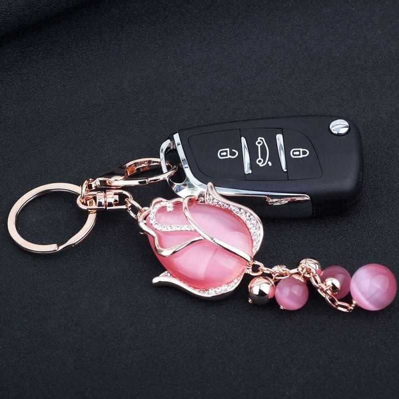 Luxury Keychains Big Tulip Car Key Chain with Moonlight Stone Car Keychains Key Ring Ladies Motorcycle Keychain
