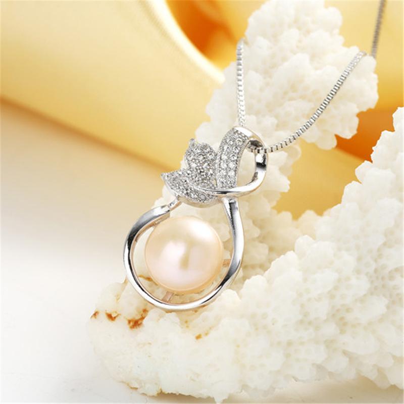 HENGSHENG Hot Selling Natural Pearl S925 Sterling Silver Zircon Leaf Pendant Necklace Natural Freshwater Pearl Pendant For Lady