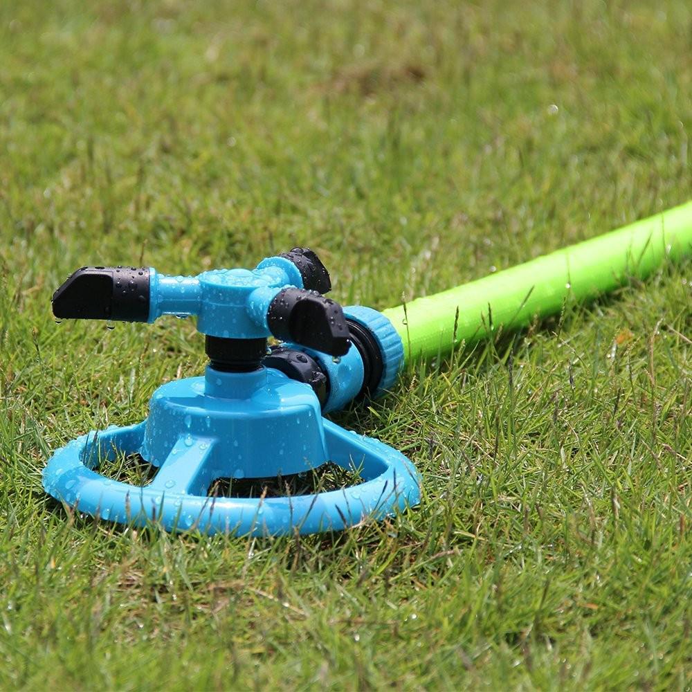 Automatic Rotating Garden Lawn Sprinkler - Three-Pronged Irrigation Tool