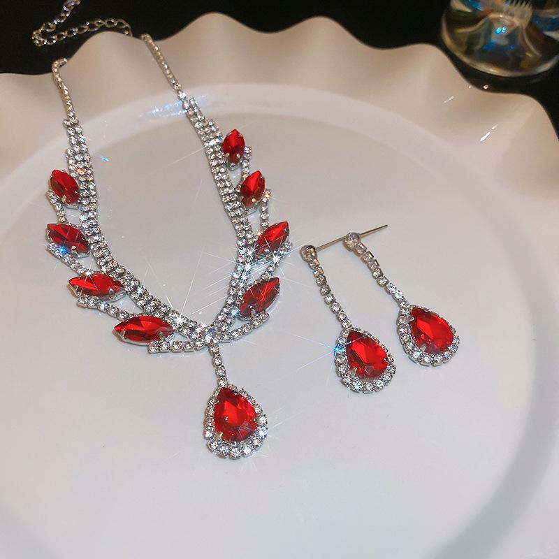 Luxury European & American Diamond Drop Necklace and Earrings Set - Elegant Versatile Jewelry