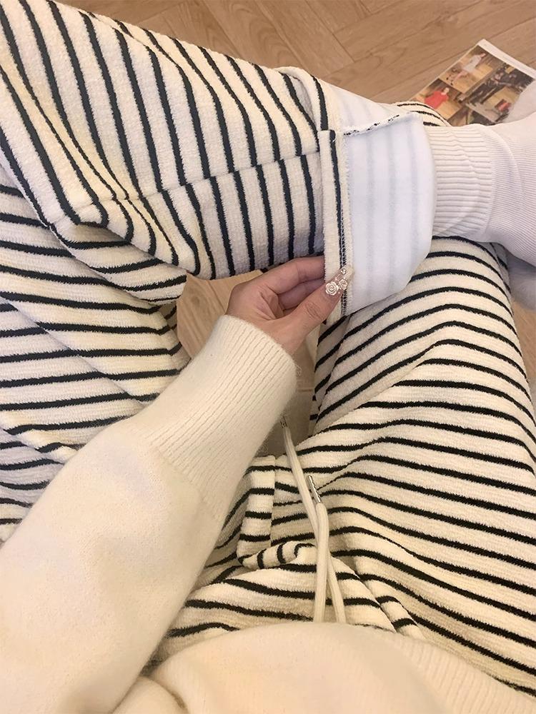 Retro Striped Wide-Leg Floor-Length Pants: 145cm Petite Fit for Women