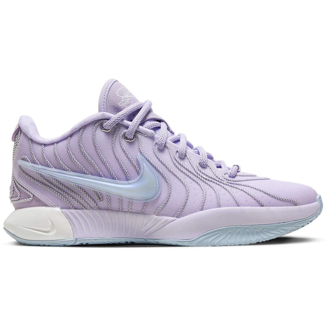 

Sneaker Nike LeBron 21 EP Easter (Solid Outsole)(HF5352-500) 40.5