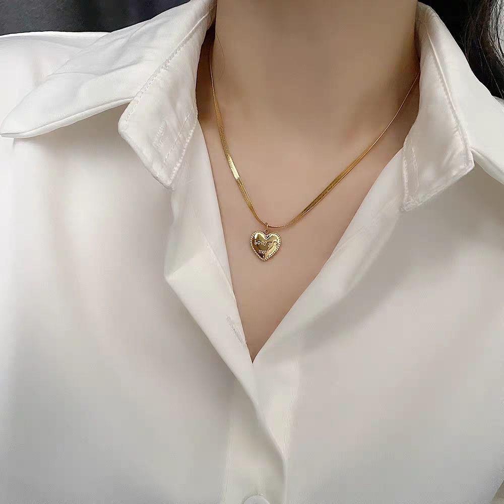 European & American Love Heart Titanium Steel Pendant Necklace - Simple, All-Match Snake Chain Design for Women