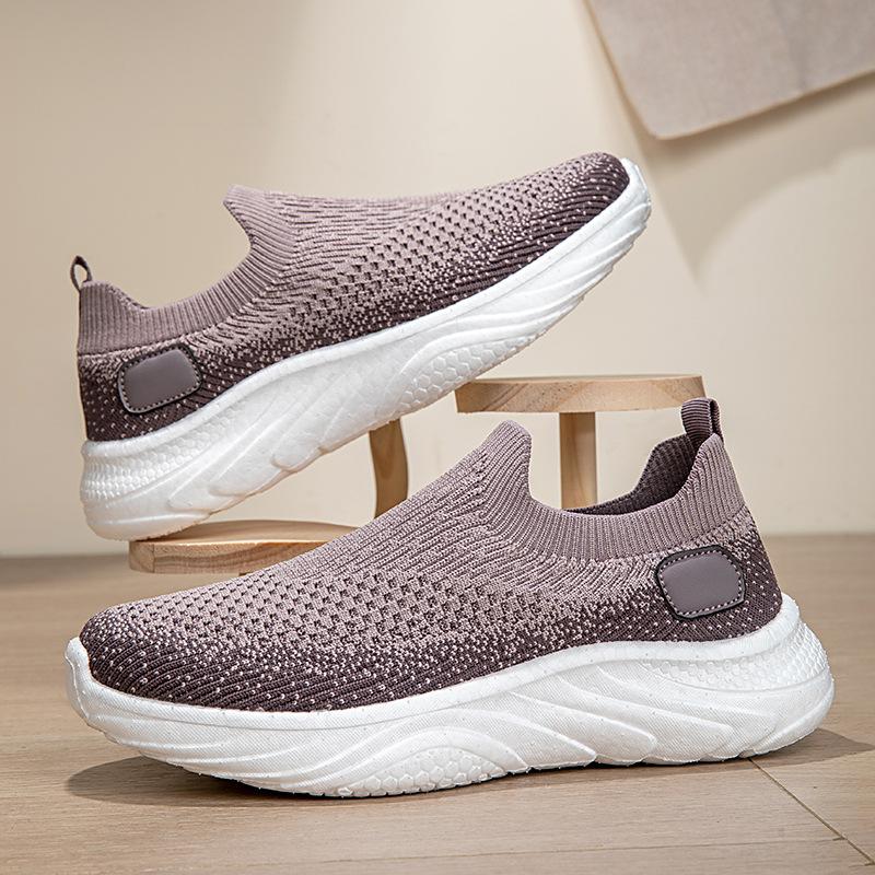

Autumn outdoor couple shoes new mesh breathable lightweight sports shoes flying weaving casual men 45