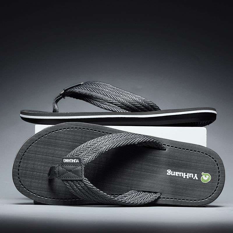 Flip-flops men's tide Korean version outside wearing sandals men's outdoor beach shoes men's wear-resistant non-slip slippers
